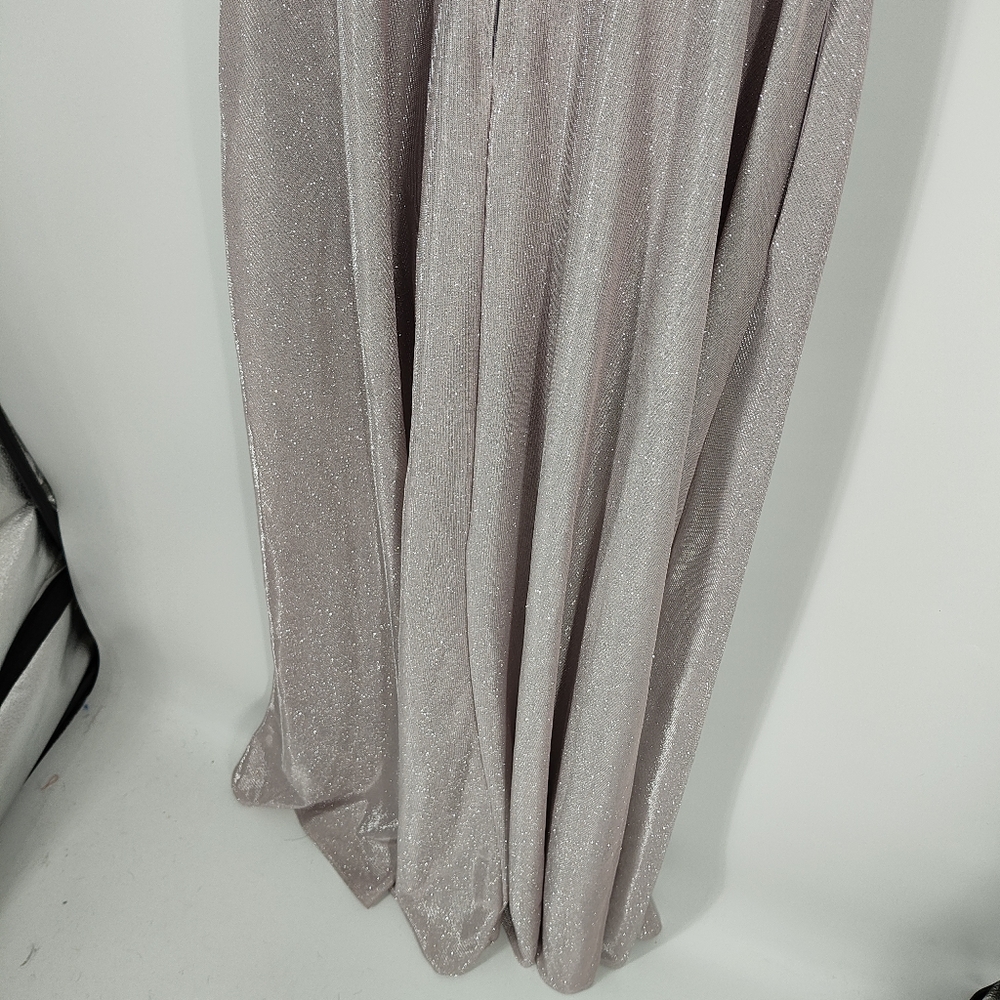 Windsor | metallic gown - Picture 4 of 8